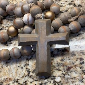 (NEW) Farmhouse Wood Bead Garland with Cross
